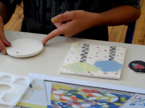 décoration sur faïence